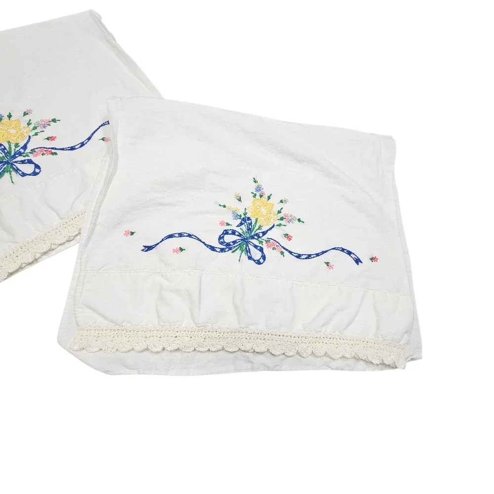 Vintage Hand Embroidered Pillowcases Pair White Yellow Floral Blue Ribbon‎ Lace